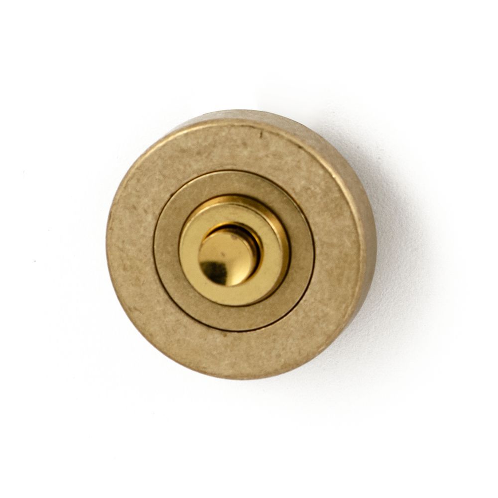 Beldrukker Nika - messing getrommeld