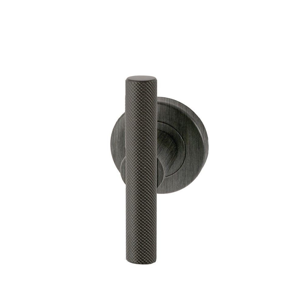 Deurkruk T-model Mila op rond rozet - PVD gun metal