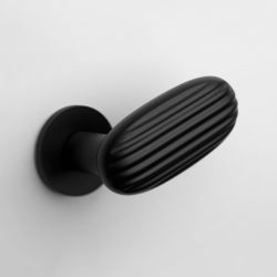 Deurkruk Madeleine op rond rozet - mat zwart