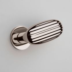 Deurkruk Madeleine op rond rozet - glans nikkel