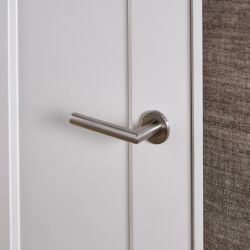 Intersteel deurkruk Q 01 op rozet verdekt ø52x6mm -  RVS