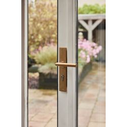 Intersteel SKG3 veiligheidsbeslag achterdeur rechthoek 250x50mm kruk/kruk Jura PC72 kerntrekbeveiliging - PVD messing getrommeld