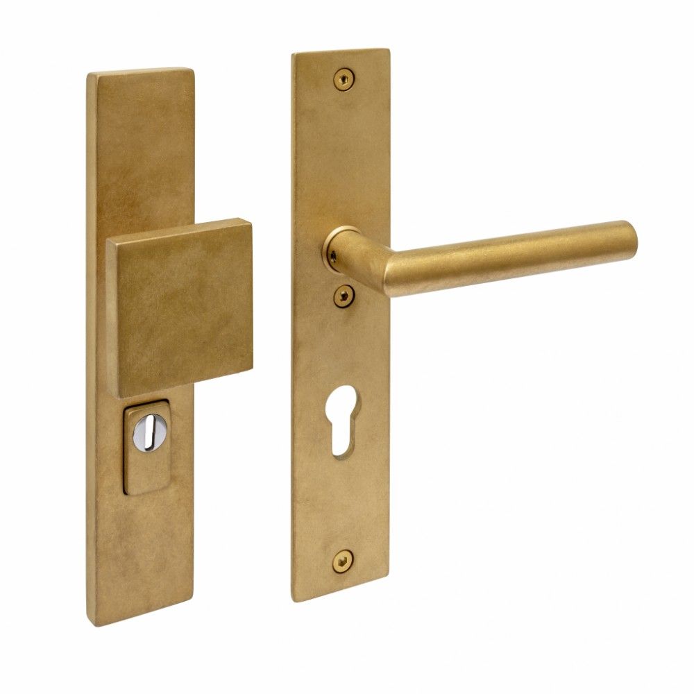 Intersteel SKG3 veiligheidsbeslag voordeur rechthoek 250x50mm greep/kruk Jura PC72 kerntrekbeveiliging - PVD messing getrommeld