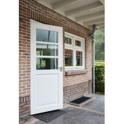 Intersteel set achterdeurbeslag vierkant: deurkruk Jura met massieve rozetten en SKG3 veiligheidsrozetten - PVD RVS getrommeld