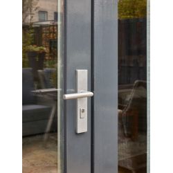 Intersteel SKG3 veiligheidsbeslag achterdeur rechthoek 250x50mm kruk/kruk Jura PC72 kerntrekbeveiliging - PVD RVS getrommeld