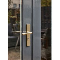 Intersteel SKG3 veiligheidsbeslag achterdeur rechthoek 250x50mm kruk/kruk Jura PC72 kerntrekbeveiliging - PVD messingkleur