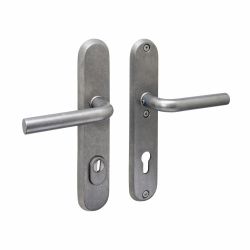 Intersteel SKG3 veiligheidsbeslag achterdeur ovaal 250x50mm kruk/kruk Luzern PC92 kerntrekbeveiliging - PVD RVS getrommeld