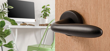 Hardbrass Shuffle Zwart deurbeslag